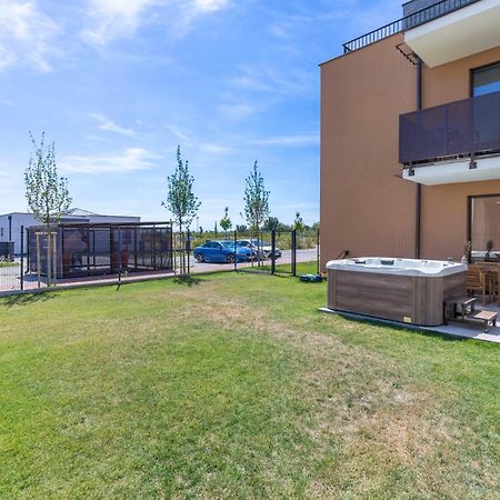 Boho Apt W Jacuzzi, Grill & Garden Modra Bagian luar foto